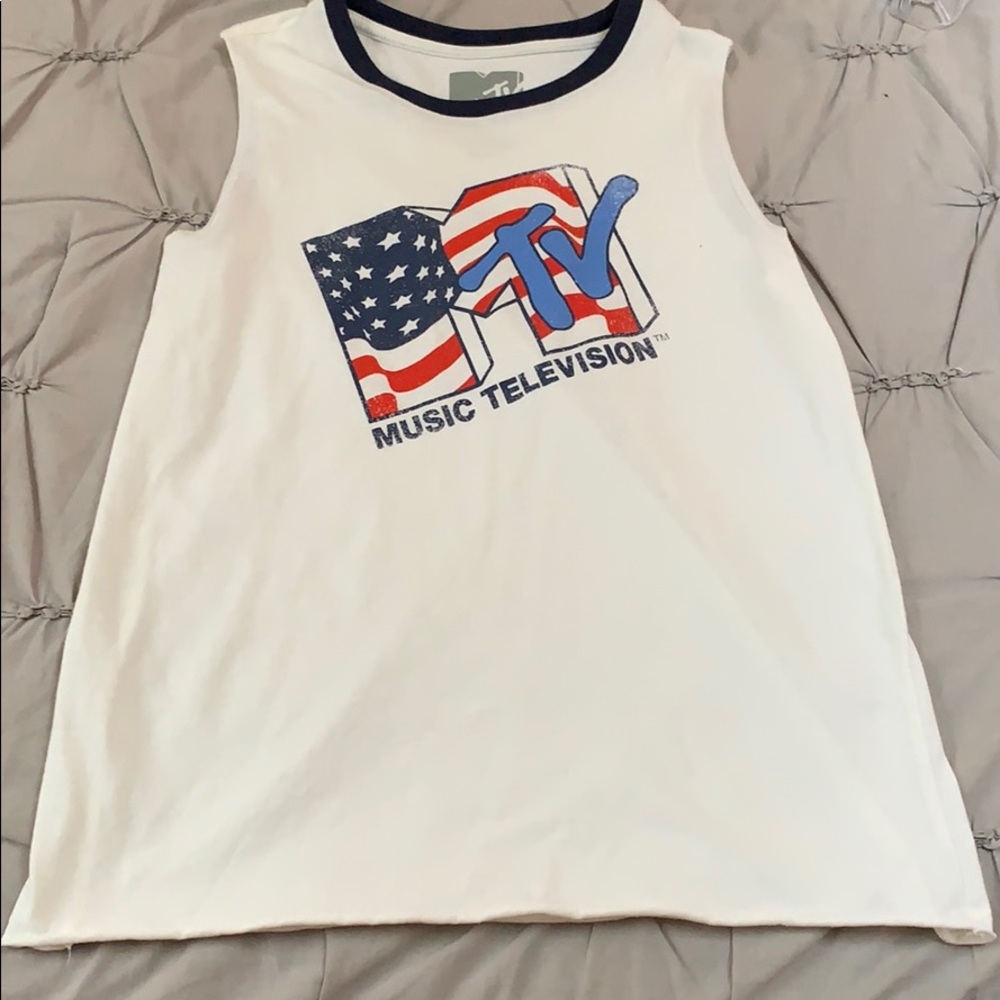 MTV Target graphic tee size small
